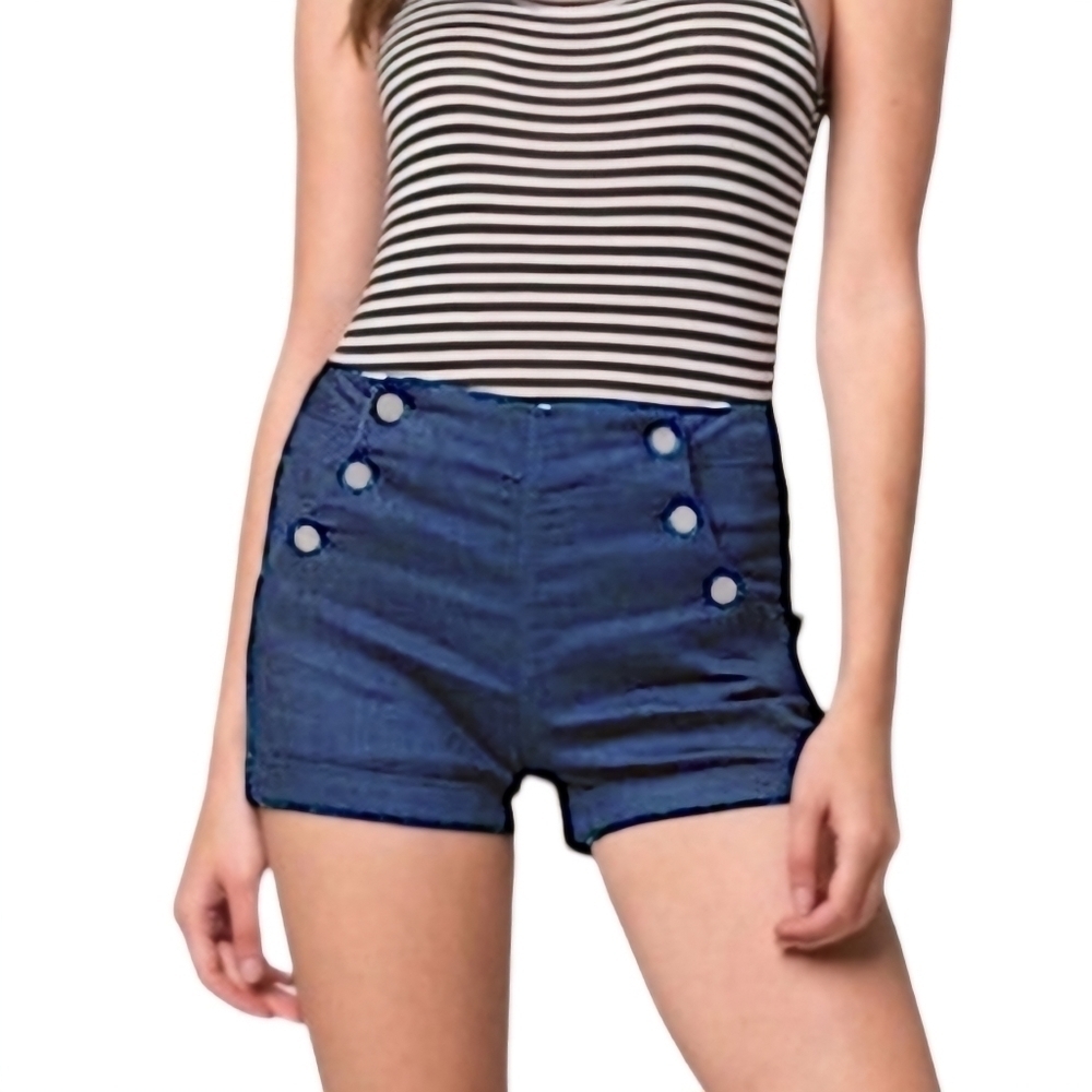 Almost Famous Sailor Shorts 6 Button Front With Rear Pockets Size 7
